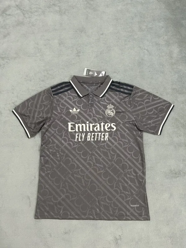 24/25 Real Madrid Third Black Woman's  Fans 1:1 Quality Soccer Jersey