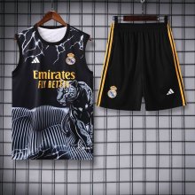 24/25  Real Madrid  Black 1:1 Quality Training Vest（A-Set）