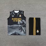 24/25  Real Madrid  Black 1:1 Quality Training Vest（A-Set）