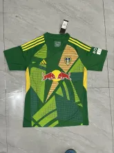 24/25 Leeds United Goalkeeper Fans 1:1 Soccer Jersey