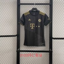 21/22 Bayern Away Fans Retro 1:1 Quality Soccer Jersey