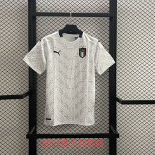 20/21 Italy  Away Fans 1:1 Quality Retro Soccer Jersey