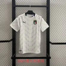20/21 Italy  Away Fans 1:1 Quality Retro Soccer Jersey