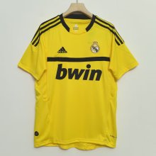 2011/2012 Real Madrid Goalkeeper Retro 1:1 Quality Soccer Jersey