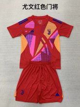 24/25 Juventus Goalkeeper Red Kids Kits 1:1 Quality Soccer Jersey