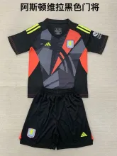 24/25  Aston Villa Goalkeeper Black Kids Kits 1:1 Quality Soccer Jersey
