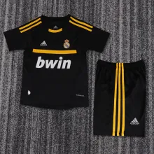 2011/2012 Real Madrid Black Goalkeeper 1:1 Kids Retro Soccer Jersey