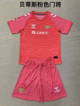 24/25 Real Betis Goalkeeper Pink Kids Kits 1:1 Soccer Jersey