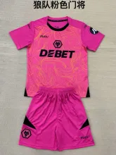 24/25 Wolves Goalkeeper  Kids Kits 1:1 Quality Soccer Jersey