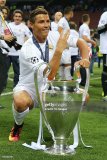 2015/2016 Retro Real Madrid Home Long Sleeve Player 1:1 Quality Soccer Jersey