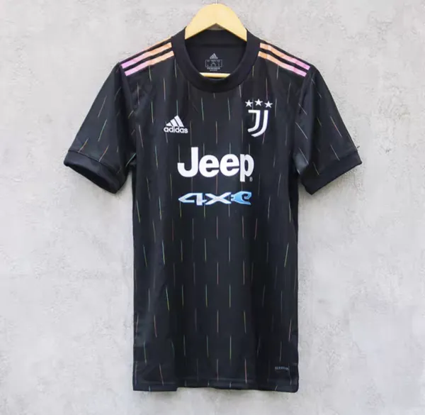 21/22 Juventus  Away Retro Fans 1:1 Quality Soccer Jersey