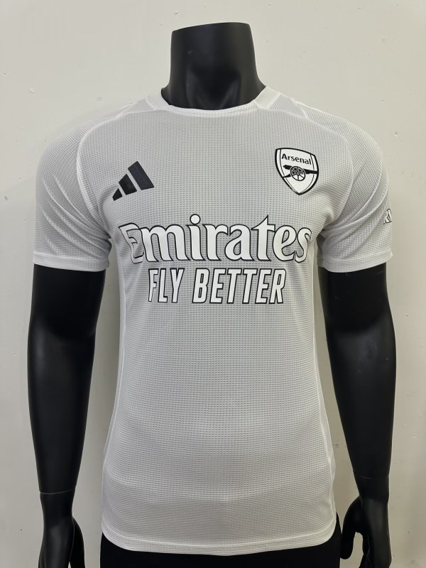 24/25 Real Madrid White Special Edition Player 1:1 Quality Soccer Jersey