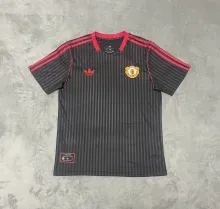 25/26 Manchester United T-shirt version  Fans 1:1 Quality Soccer Jersey