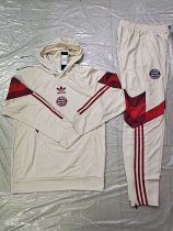 25/26 Bayern Munich Hooded Long Sleeved 1:1 Training suit