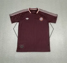 25/26 Bayern Munich Retro T Fans 1:1 Quality Soccer Jersey