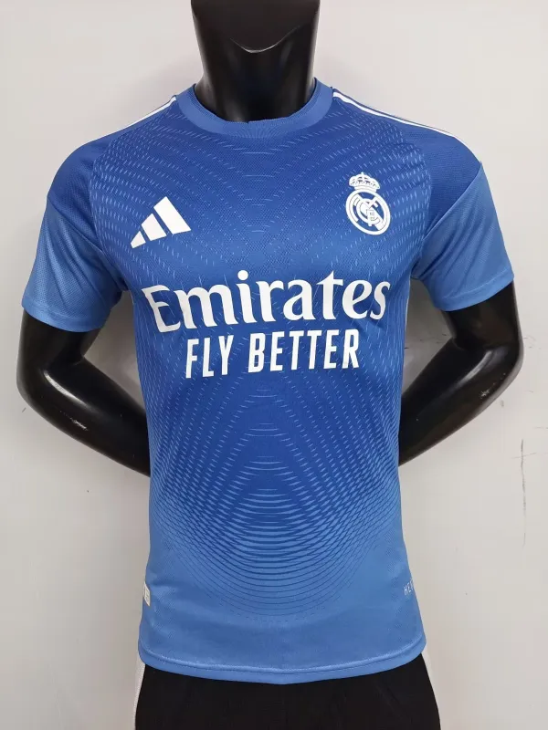 25/26  Real Madrid Goalkeeper Blue Player 1:1 Quality Soccer Jersey