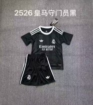 25/26 Real Madrid Goalkeeper Black Kids Kits 1:1 Quality Soccer Jersey