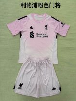 25/26  Liverpool Goalkeeper  Pink Kids Kits 1:1 Quality Soccer Jersey