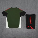 25/26 Bayern Munich  Green 1:1 Quality Training Jersey（A-Set）