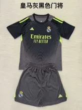 25/26 Real Madrid Goalkeeper Dark Gray Kids Kits 1:1 Quality Soccer Jersey