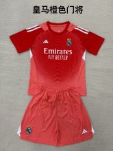 25/26 Real Madrid Goalkeeper Kids Kits 1:1 Quality Soccer Jersey