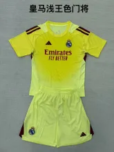 25/26 Real Madrid Goalkeeper Kids Kits 1:1 Quality Soccer Jersey