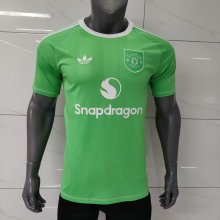 25/26  Manchester United Green Goalkeeper Fans 1:1 Quality Soccer Jersey