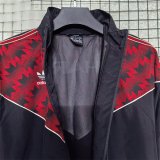 25/26  Manchester United Red Windbreaker