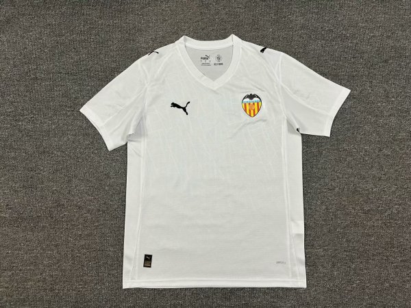 25/26  Valencia  Home Fans 1:1 Quality Soccer Jersey