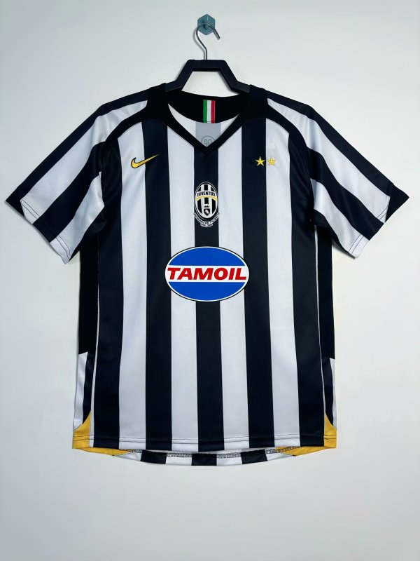 2005/2006 Juventus Home Fans Retro 1:1 Quality Soccer Jersey