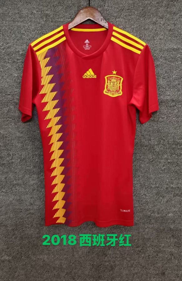 2018 Spain Home Red Fans 1:1 Quality Retro Soccer Jersey