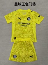 25/26 Manchester City Goalkeeper Yellow Kids Kits 1:1 Quality Soccer Jersey
