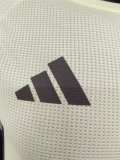 25/26  Real Madrid Training clothes Player 1:1 Quality Soccer Jersey