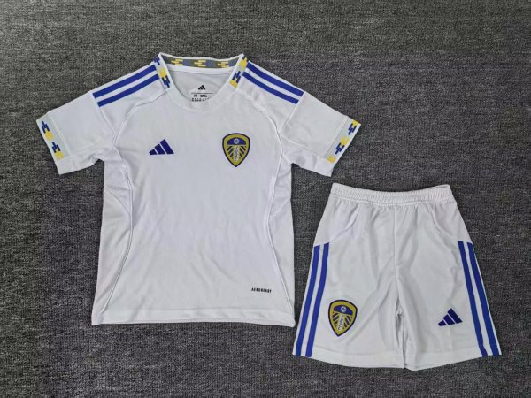 25/26 Leeds United Home White Kids Kits 1:1 Quality Soccer Jersey
