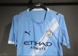 25/26 Manchester City Home Player 1:1 Quality Soccer Jersey（球员版）