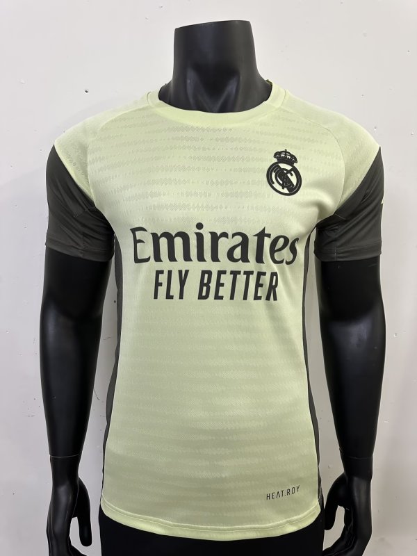 25/26 Real Madrid Training clothes Player 1:1 Quality Soccer Jersey
