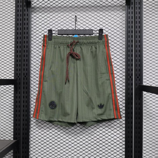25/26  Newcastle  Player 1:1 Quality Shorts