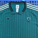 25/26 Liverpool  T-shirt  Green  Retro Fans  1:1 Quality Soccer Jersey