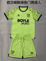 25/26 West Ham United Goalkeeper Green Adult Kits 1:1 Quality Soccer Jersey(成人套装) 25/26 West Ham United Goalkeeper Green Adult Kits 1:1 Quality Soccer Jersey(成人套装)