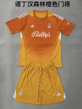 25/26 Nottingham Forest Goalkeeper Orange Kids Kits 1:1 Quality Soccer Jersey