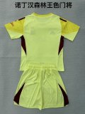25/26 Nottingham Forest Goalkeeper Kids Kits 1:1 Quality Soccer Jersey