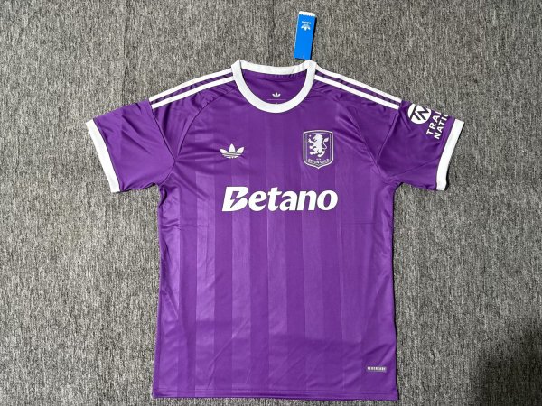 25/26  Aston Villa Goalkeeper  Fans  1:1 Quality Soccer Jersey