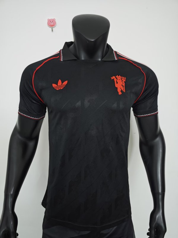 26/27 (2026) Manchester United  Black Casual Style  Player 1:1 Quality Soccer Jersey