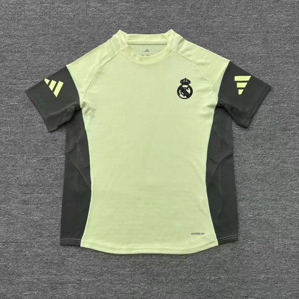 26/27（2026）Real Madrid Training Special Edition  Green  Fans 1:1 Quality Soccer Jersey