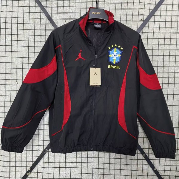 26/27 (2026)   Brazil Black  Windbreaker