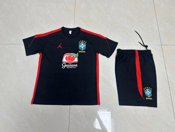 26/27（2026） Brazil Black Kids 1:1 Quality Soccer Jersey