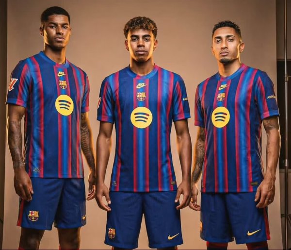 26/27(2026)  Barcelona Special Edition PLayer 1:1 Quality Soccer Jersey