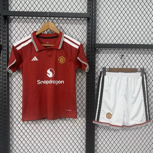 26/27 (2026)  Manchester United  Home  With Pants Sets  Fans 1:1 Quality Soccer Jersey