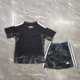 26/27 (2026) Manchester United Goalkeeper Kids Kits 1:1 Quality Soccer Jersey