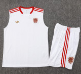 2025-26 Bayern White Tank top and shorts suit #D2536